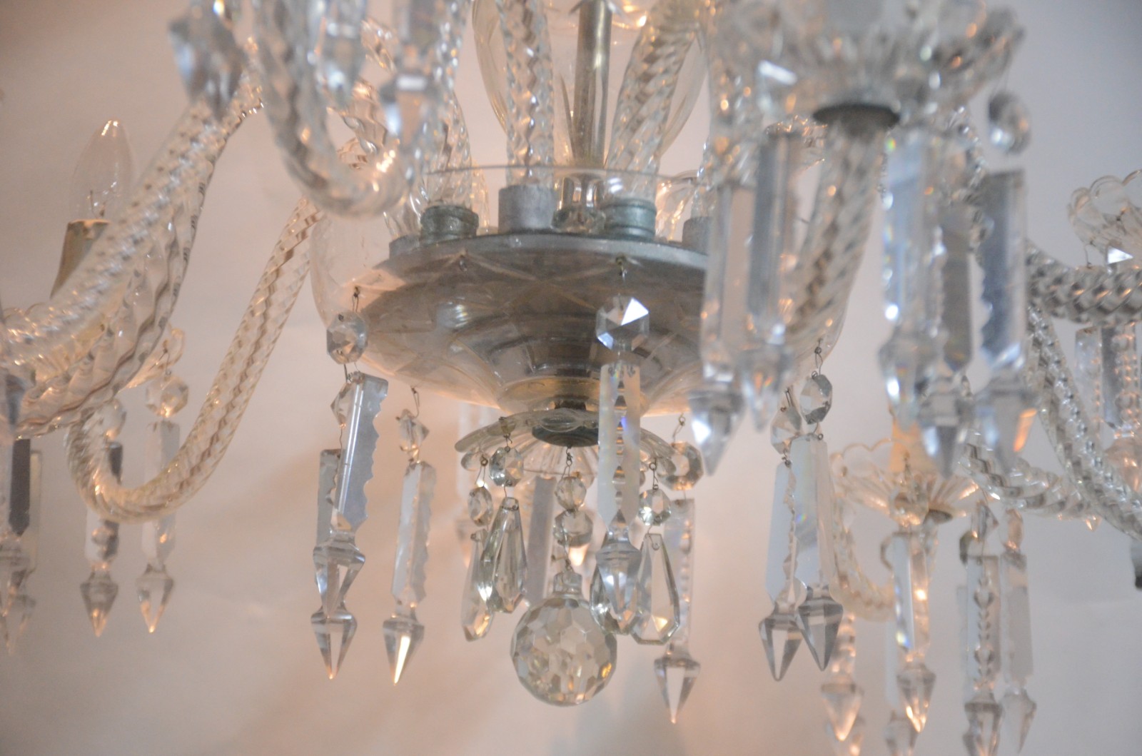 Lustre de cristal para 10 luzes, pingentes lapidados. - foto 5 de 9