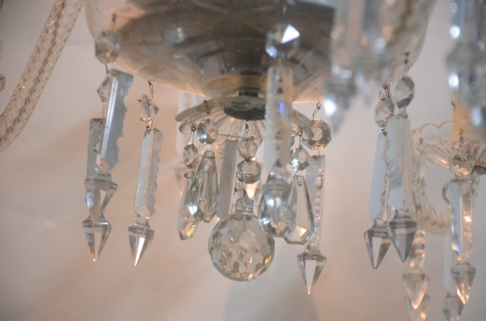 Lustre de cristal para 10 luzes, pingentes lapidados. - foto 6 de 9