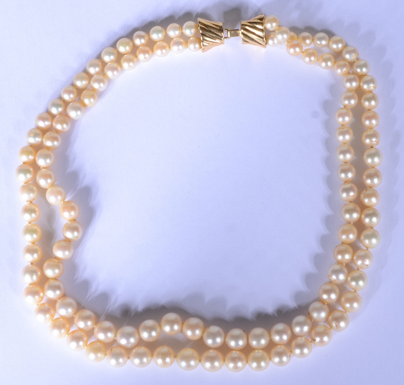 Conjunto de colar e pulseira de perolas com fecho de ouro 18 k... - foto 3 de 11