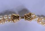 Conjunto de colar e pulseira de perolas com fec... - Conjunto de colar e pulseira de perolas com fecho de ouro 18 k, contraste 750 mls.