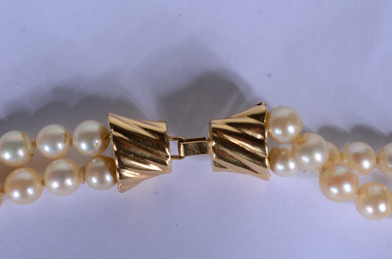 Conjunto de colar e pulseira de perolas com fecho de ouro 18 k... - foto 9 de 11
