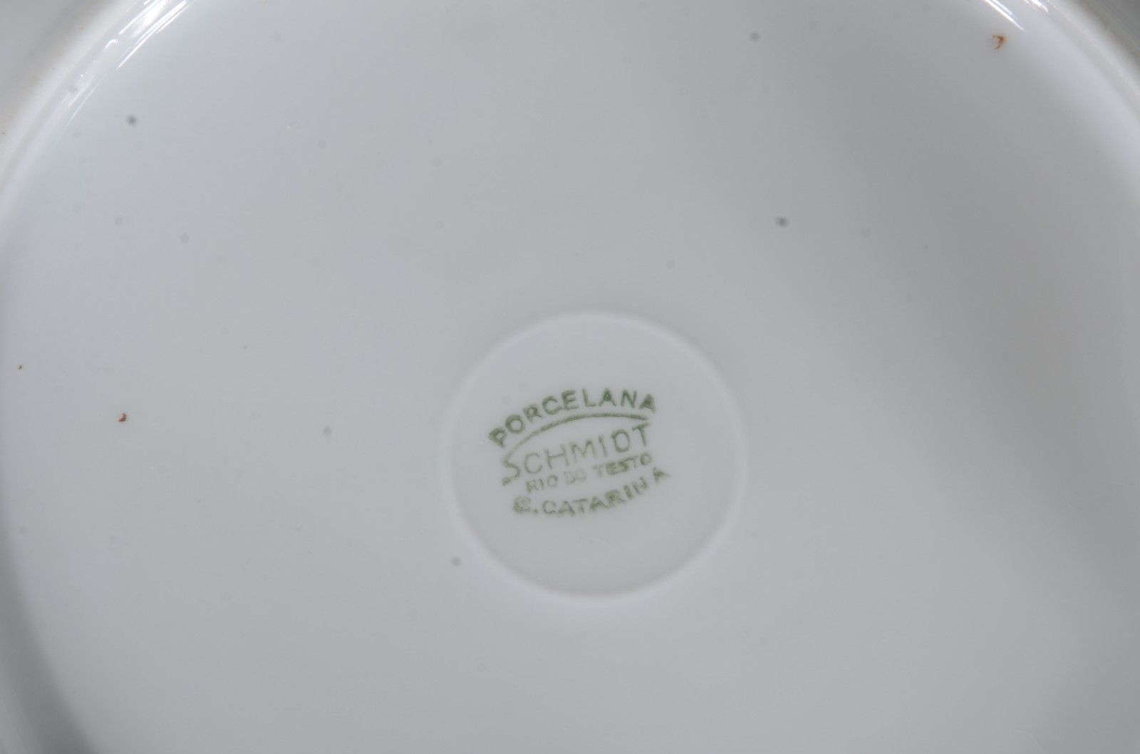 Serviço de jantar de porcelana Schmidt, branco com flores em... - foto 7 de 7