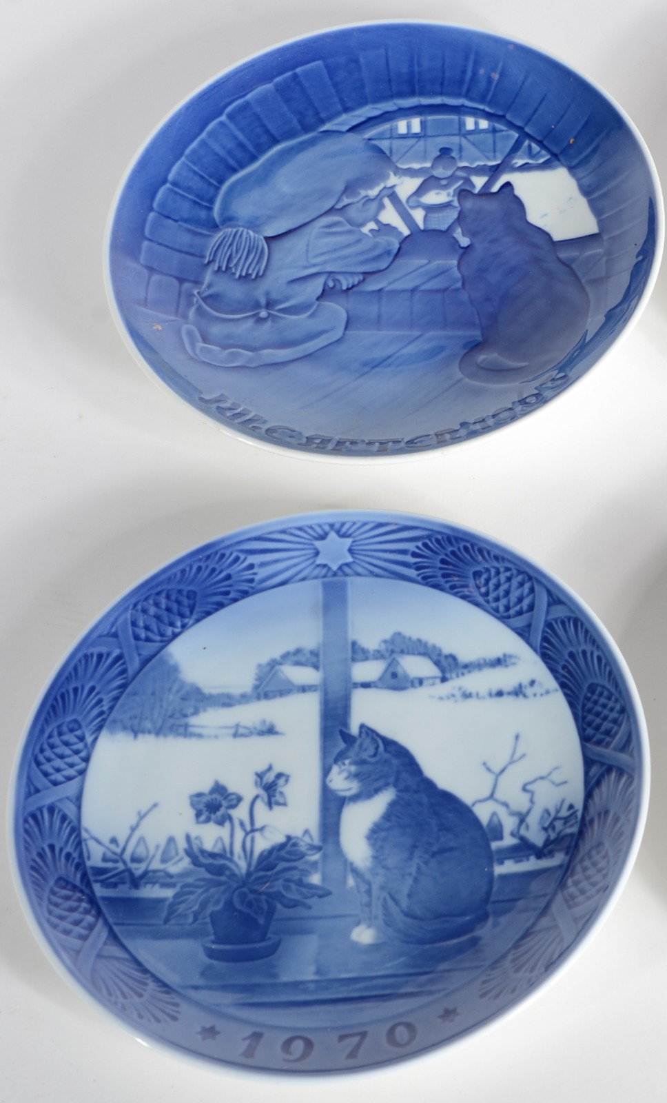 Par de pratos de porcelana alemã. - foto 1 de 5