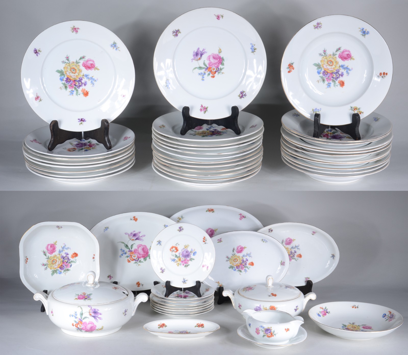 Aparelho de jantar de porcelana tcheca Puls - Czechoslovakia, na cor... - foto 1 de 10