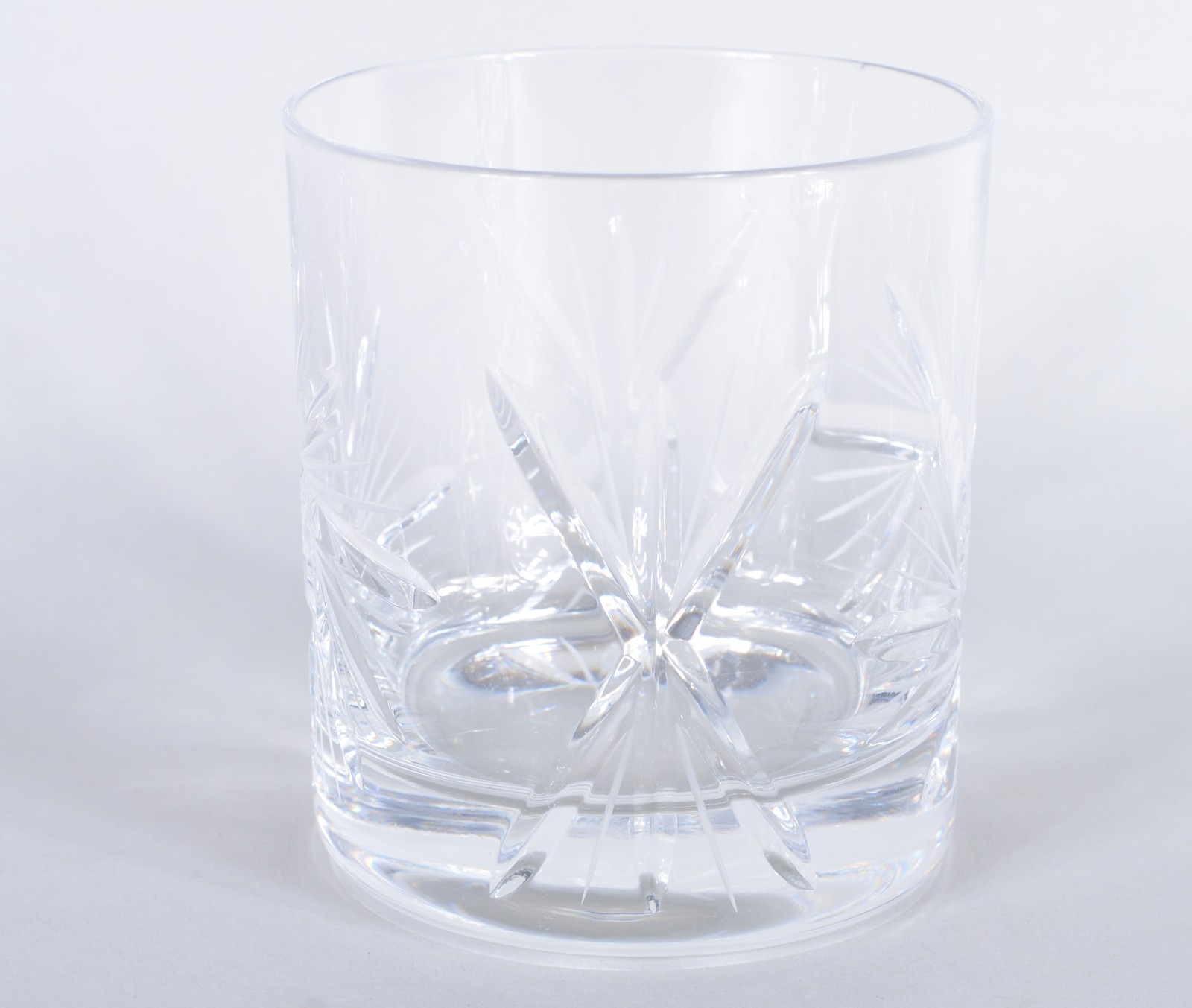 Cinco copos para whisky de cristal lapidado. - foto 5 de 7