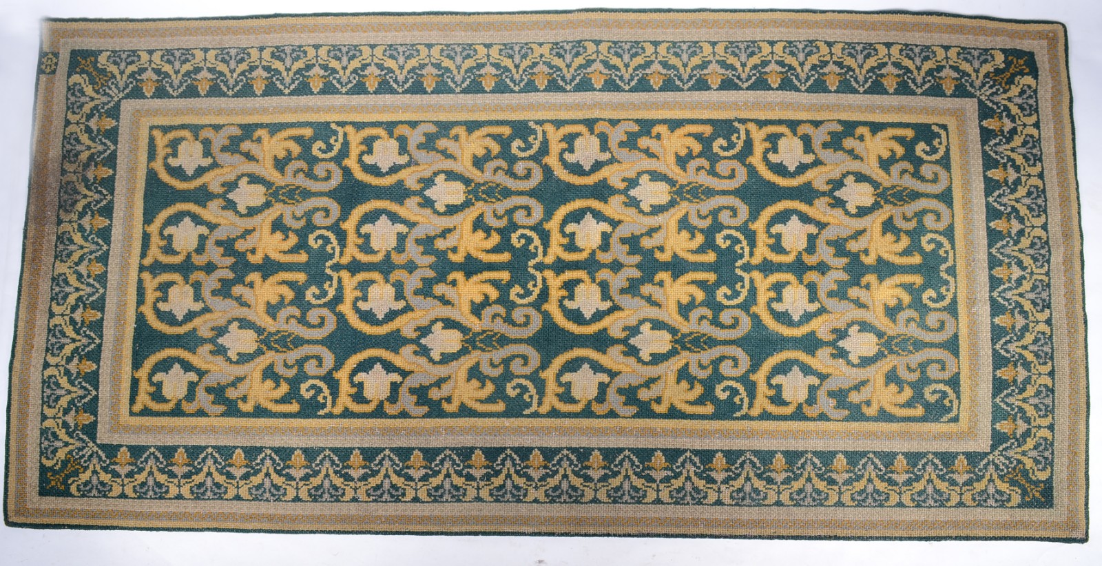 Tapete Casa Caiada - "Caminhos", datado 1976. Com desgastes. - foto 1 de 10