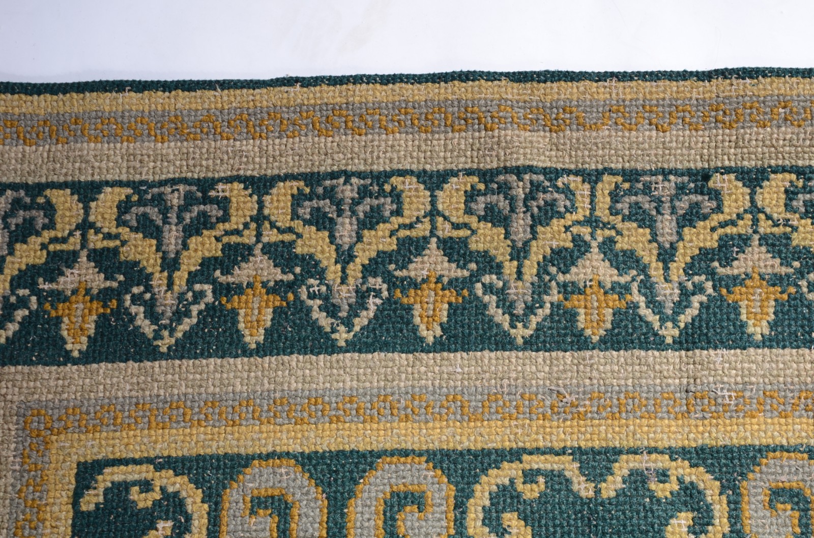 Tapete Casa Caiada - "Caminhos", datado 1976. Com desgastes. - foto 6 de 10