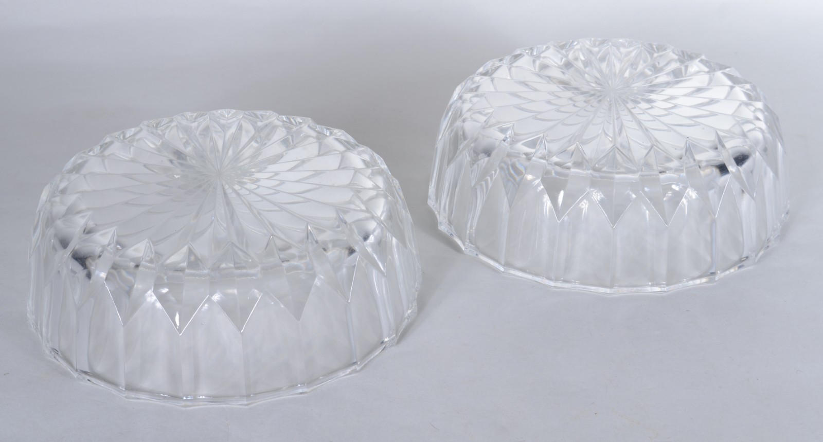 Par de bowls de cristal lapidado. - foto 5 de 6