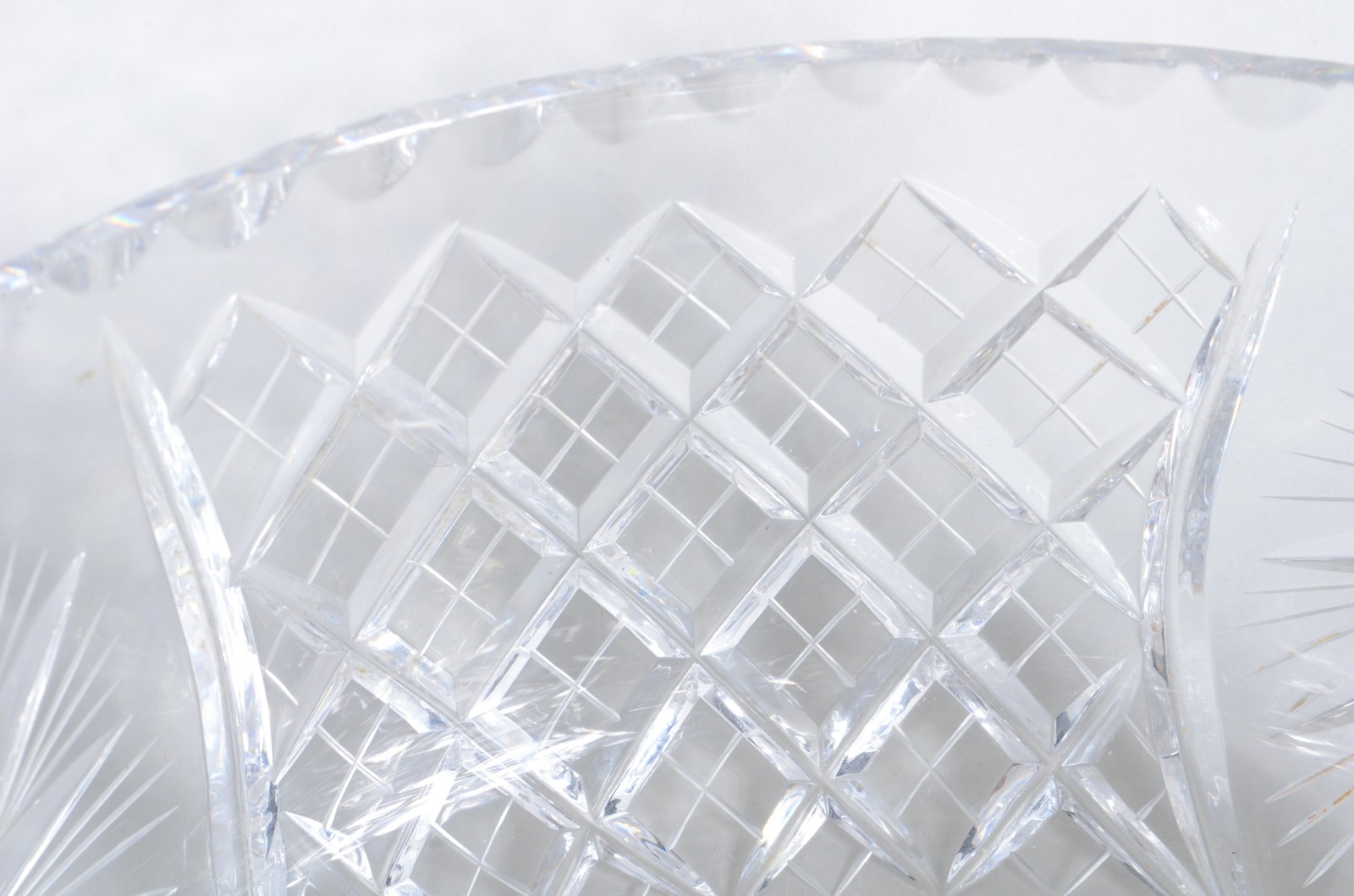 Duas fruteiras de cristal tcheco lapidado. - foto 4 de 10