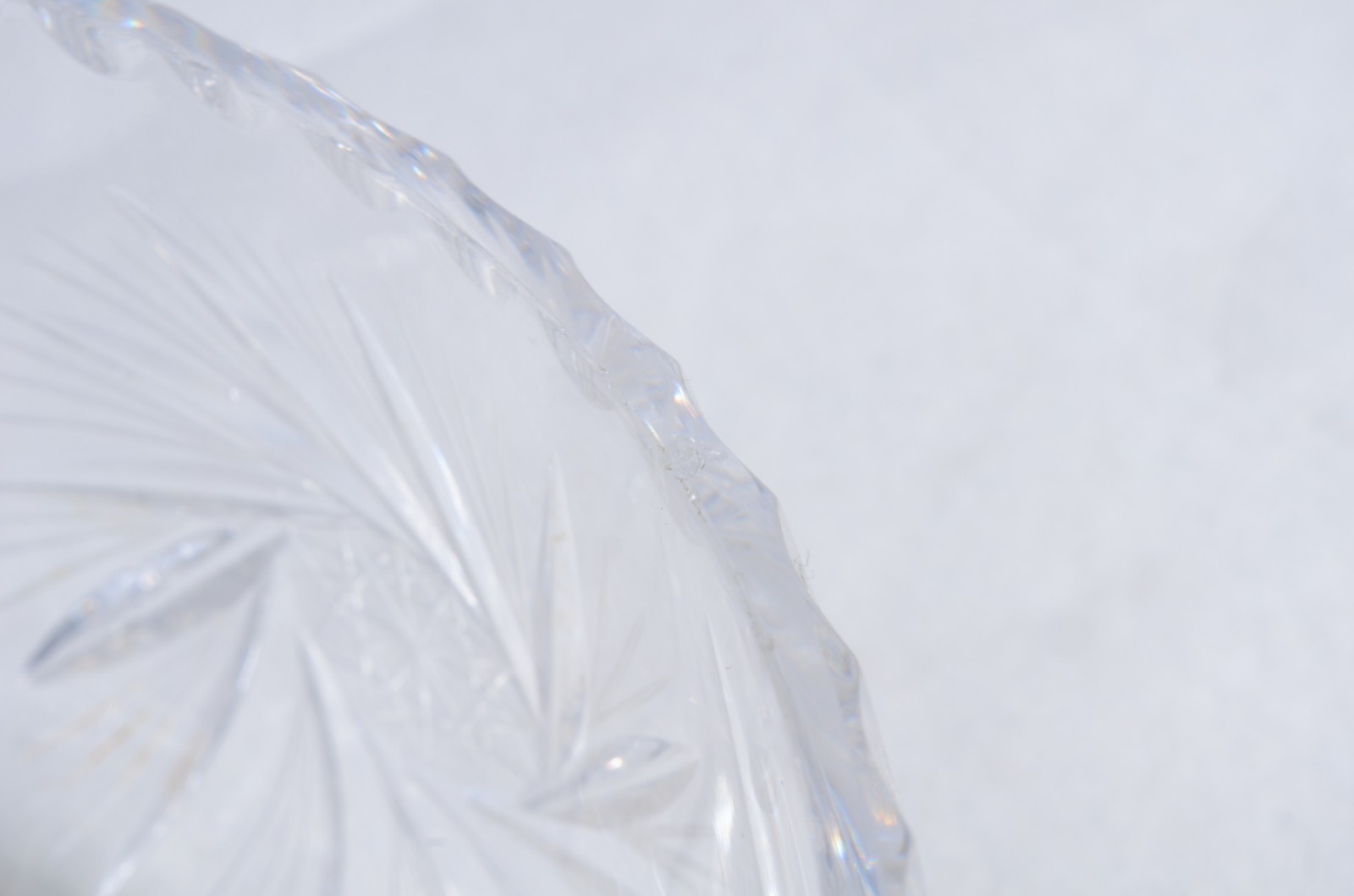 Duas fruteiras de cristal tcheco lapidado. - foto 10 de 10
