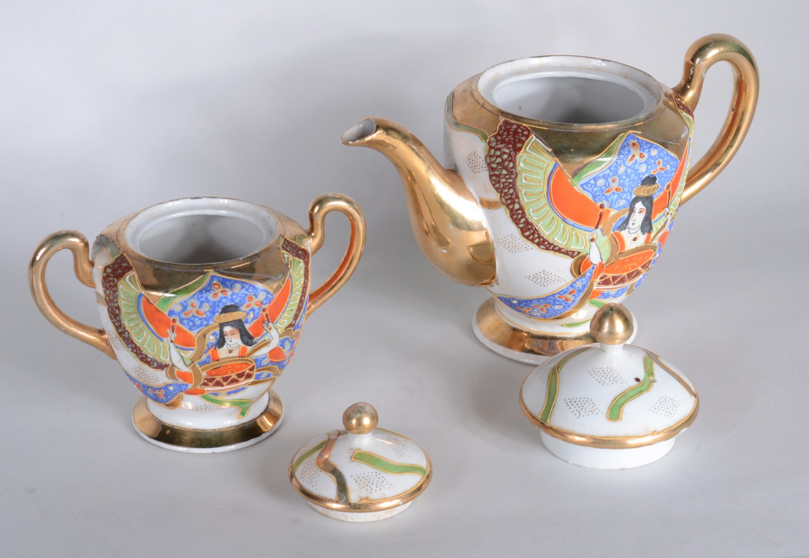 Serviço de chá de porcelana japonesa G.M., decorada com gueixas em... - foto 5 de 8