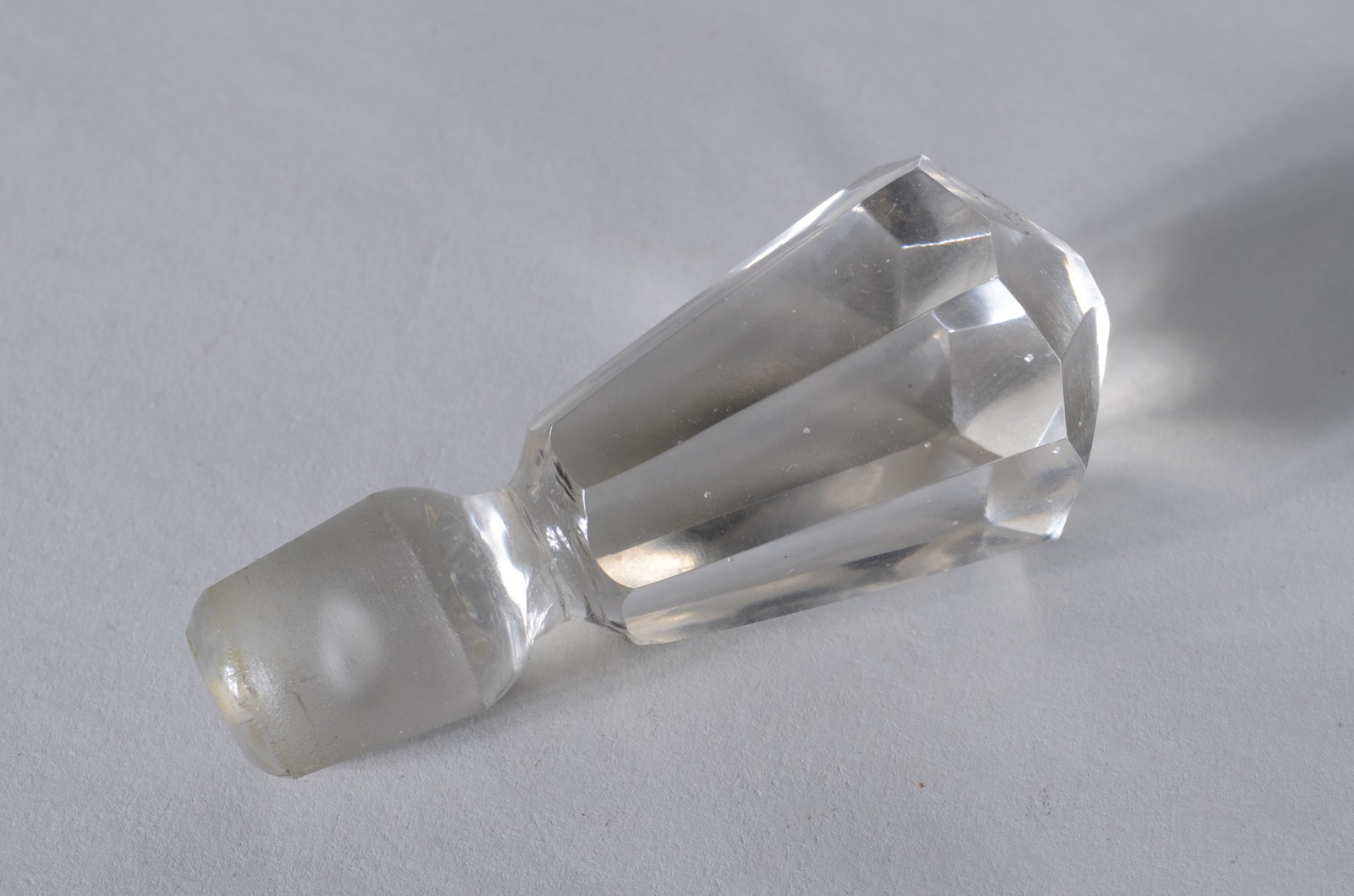 Serviço de cristal, composto de: 9 para água, 10 para vinho tinto, 8... - foto 7 de 11