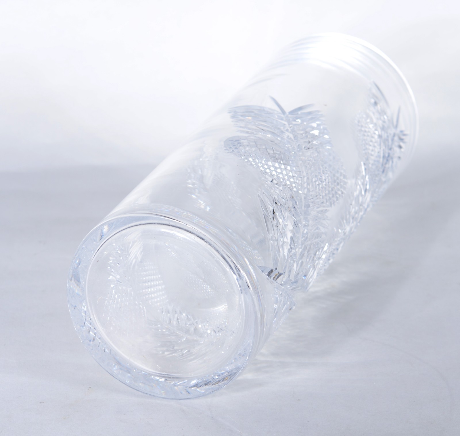 Vaso de cristal lapidado feitio cilíndrico. - foto 7 de 7