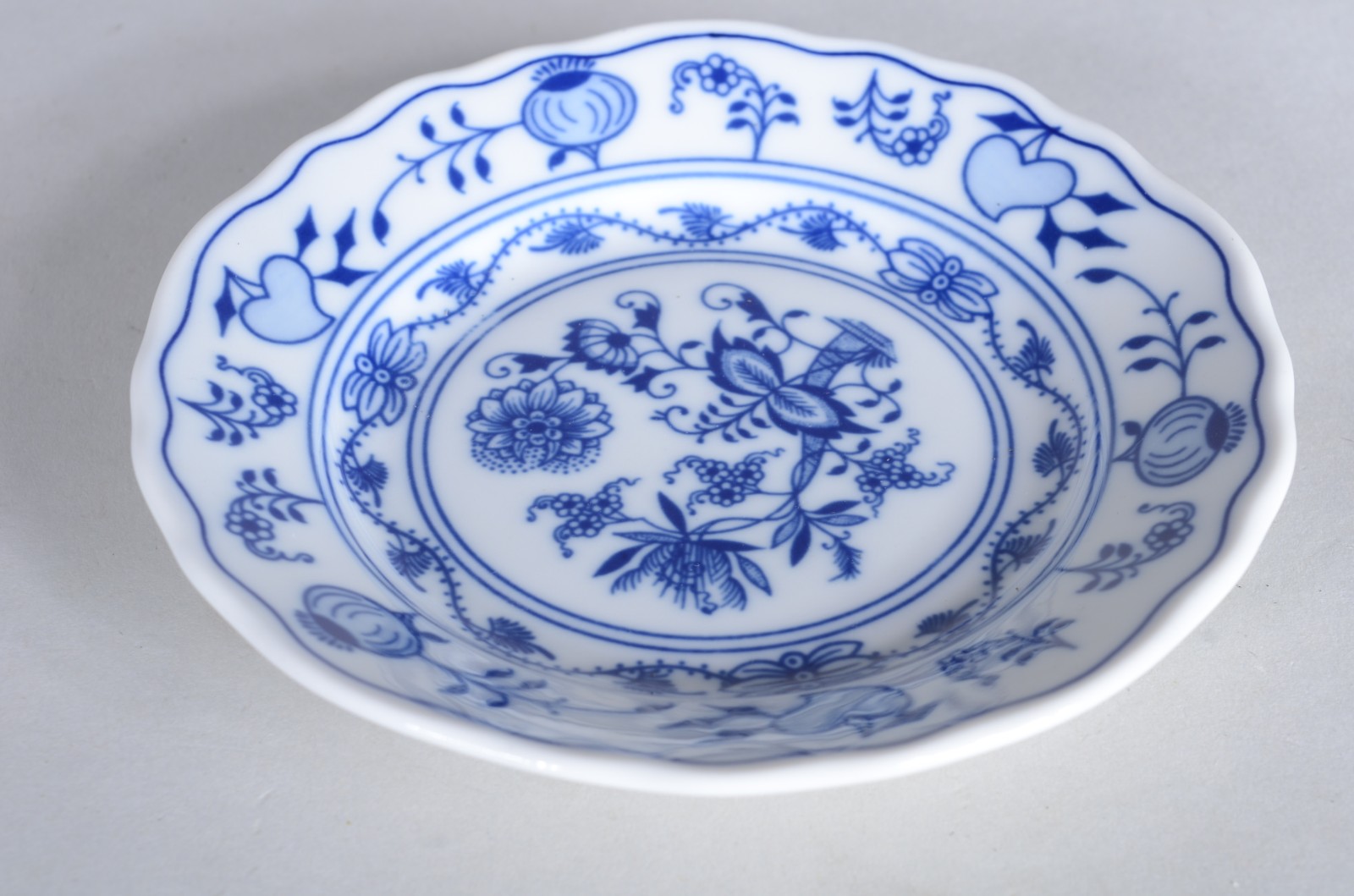 Conjunto de porcelana tcheca "cebolinha" para café, composto de: 6... - foto 7 de 11