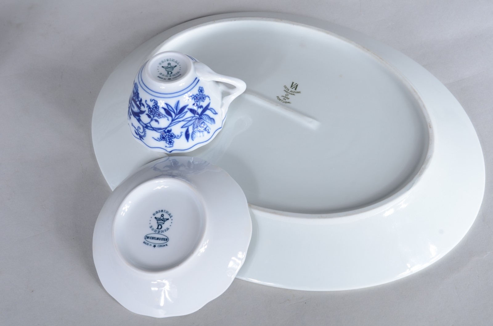 Conjunto de porcelana tcheca "cebolinha" para café, composto de: 6... - foto 9 de 11