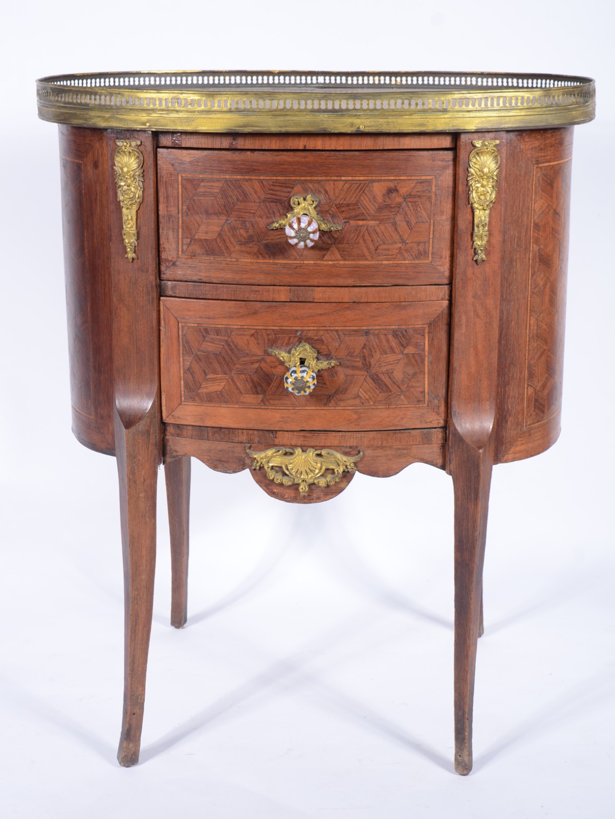 Mesa auxiliar de madeira nobre feitio oval, estilo frances, tampo de... - foto 2 de 11