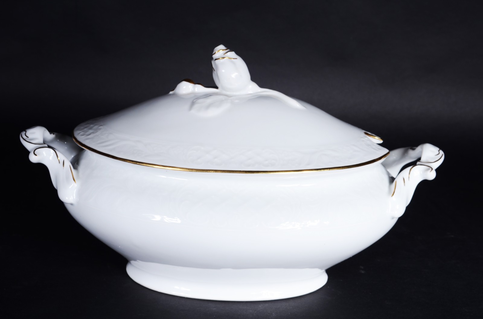 Serviço de jantar de porcelana "Beatriz" na cor branca com friso... - foto 3 de 7