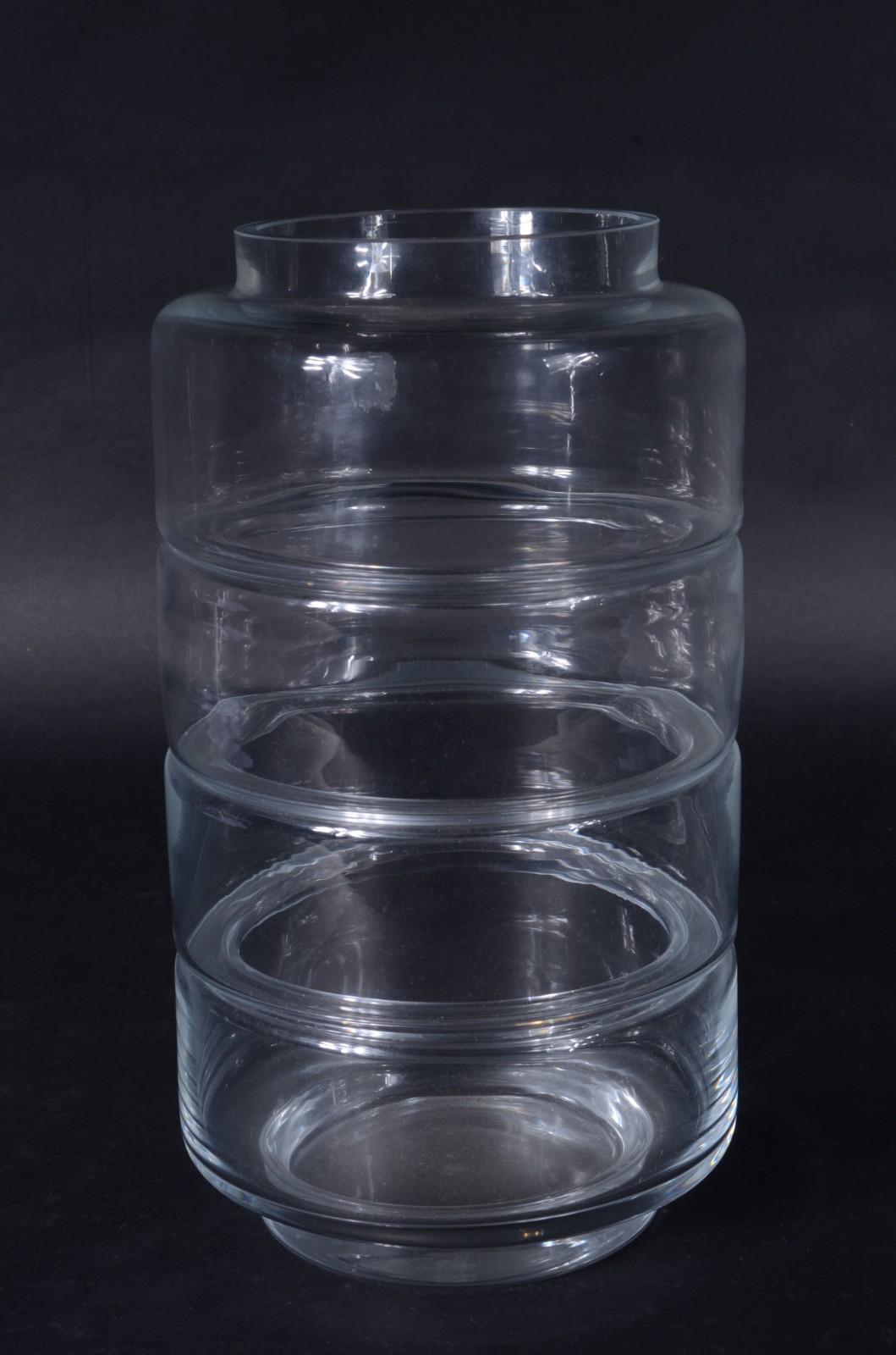 Vaso decorativo de vidro feitio cilíndrico. - foto 1 de 5