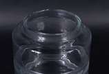 Vaso decorativo de vidro feitio cilíndrico. - Vaso decorativo de vidro feitio cilíndrico.