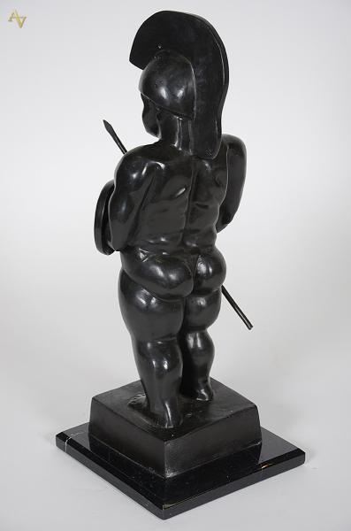 BOTERO - Escultura de bronze com base de mármore representando... - foto 3 de 4