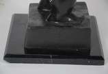 BOTERO - Escultura de bronze com base de mármor... - BOTERO - Escultura de bronze com base de mármore representando guerreiro, assinado. Altura 51 cm (atribuído).