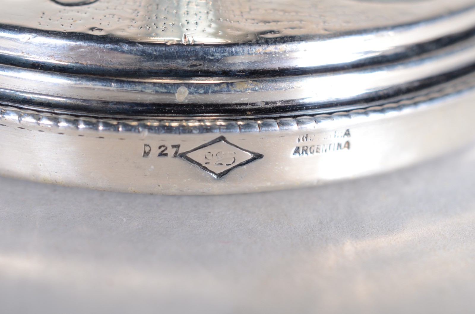 Par de castiçais de prata argentina contraste 925 mls. Peso da prata... - foto 6 de 7