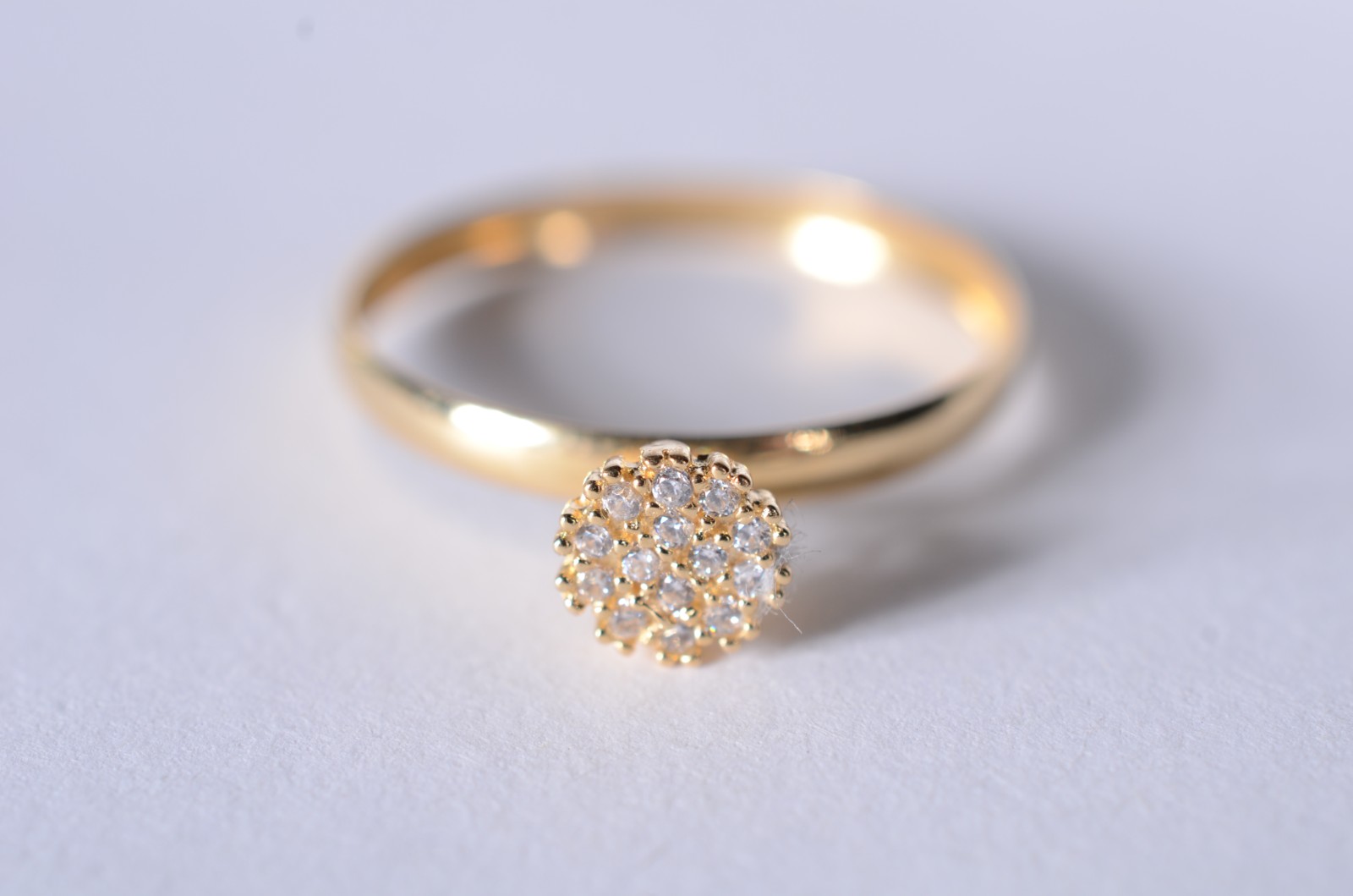 Anel de ouro 18 k., contraste 750 feitio chuveiro, aro 19. (Por... - foto 2 de 8