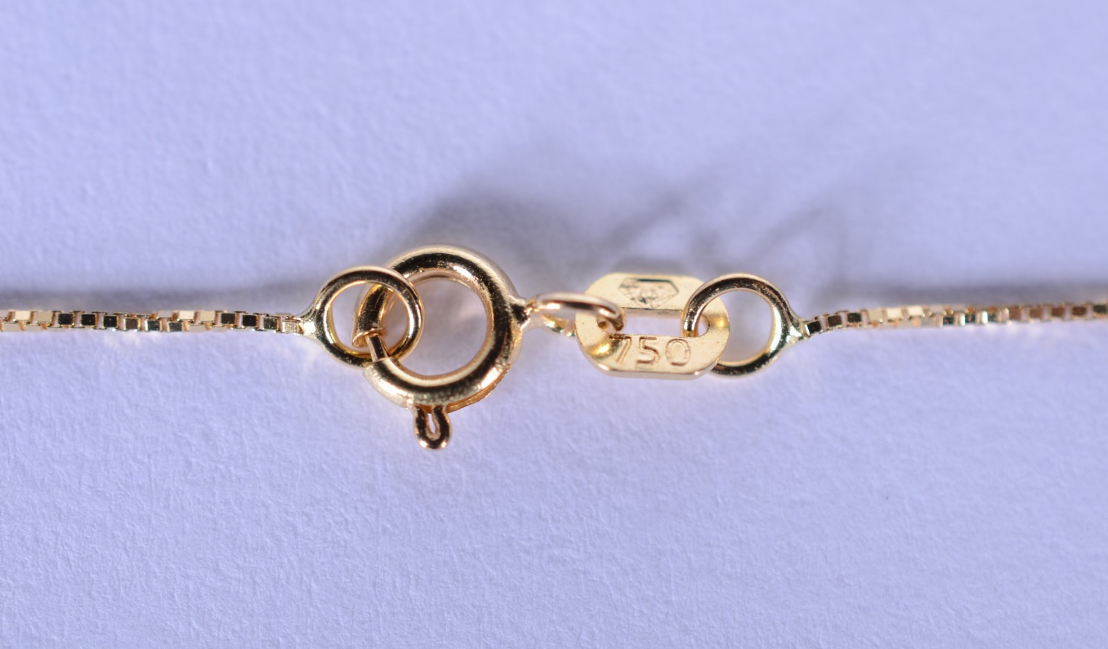 Colar de ouro 18 k., contraste 750 com pendente. (Por motivos de... - foto 4 de 5