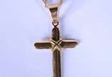 Colar de ouro 18 k., com pendente de crucifixo.... - Colar de ouro 18 k., com pendente de crucifixo.  (Por motivos de segurança a peça não se encontra na loja).