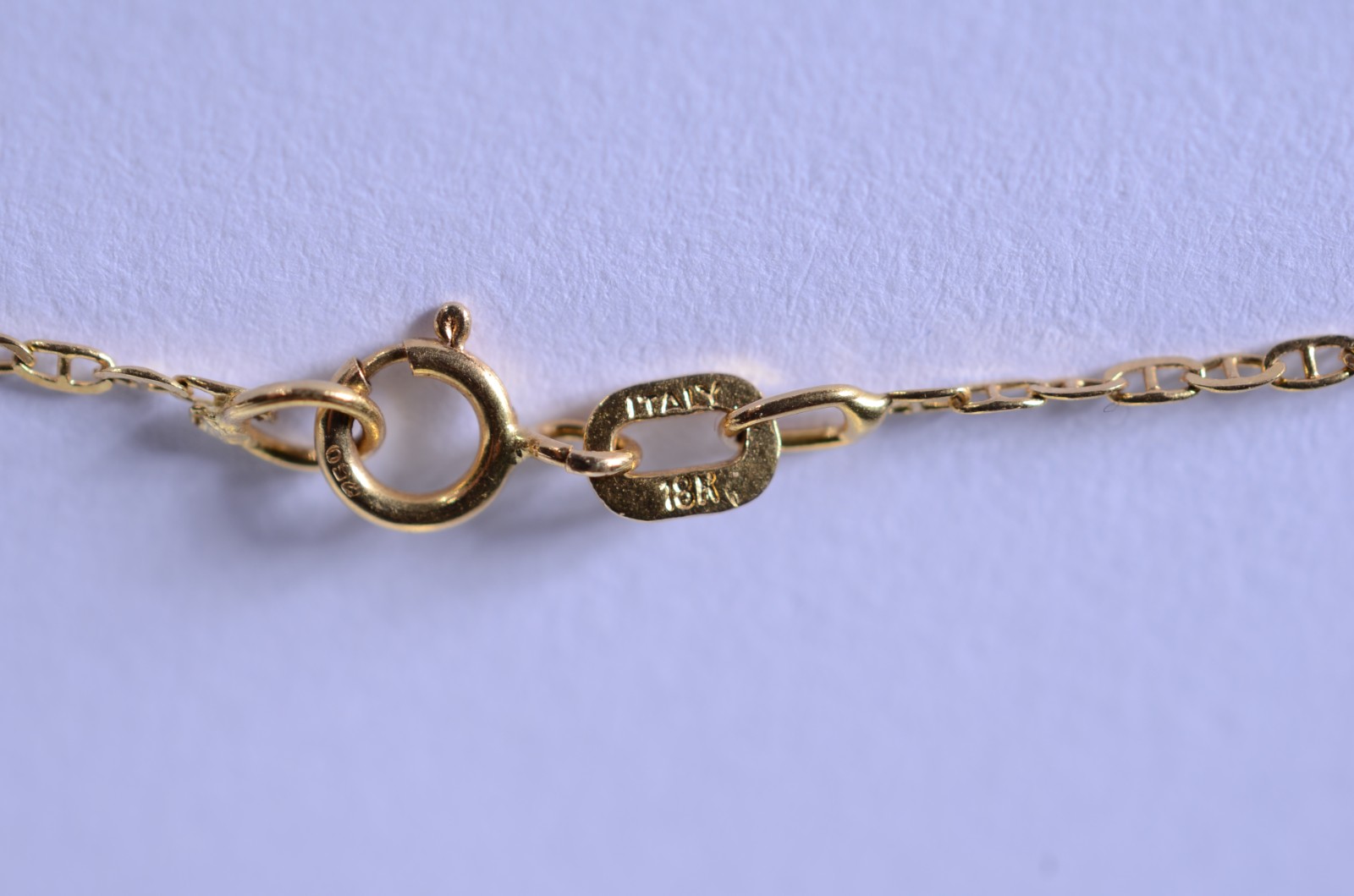 Colar de ouro 18 k., contraste 750 mls com pendente de madre perola... - foto 6 de 7