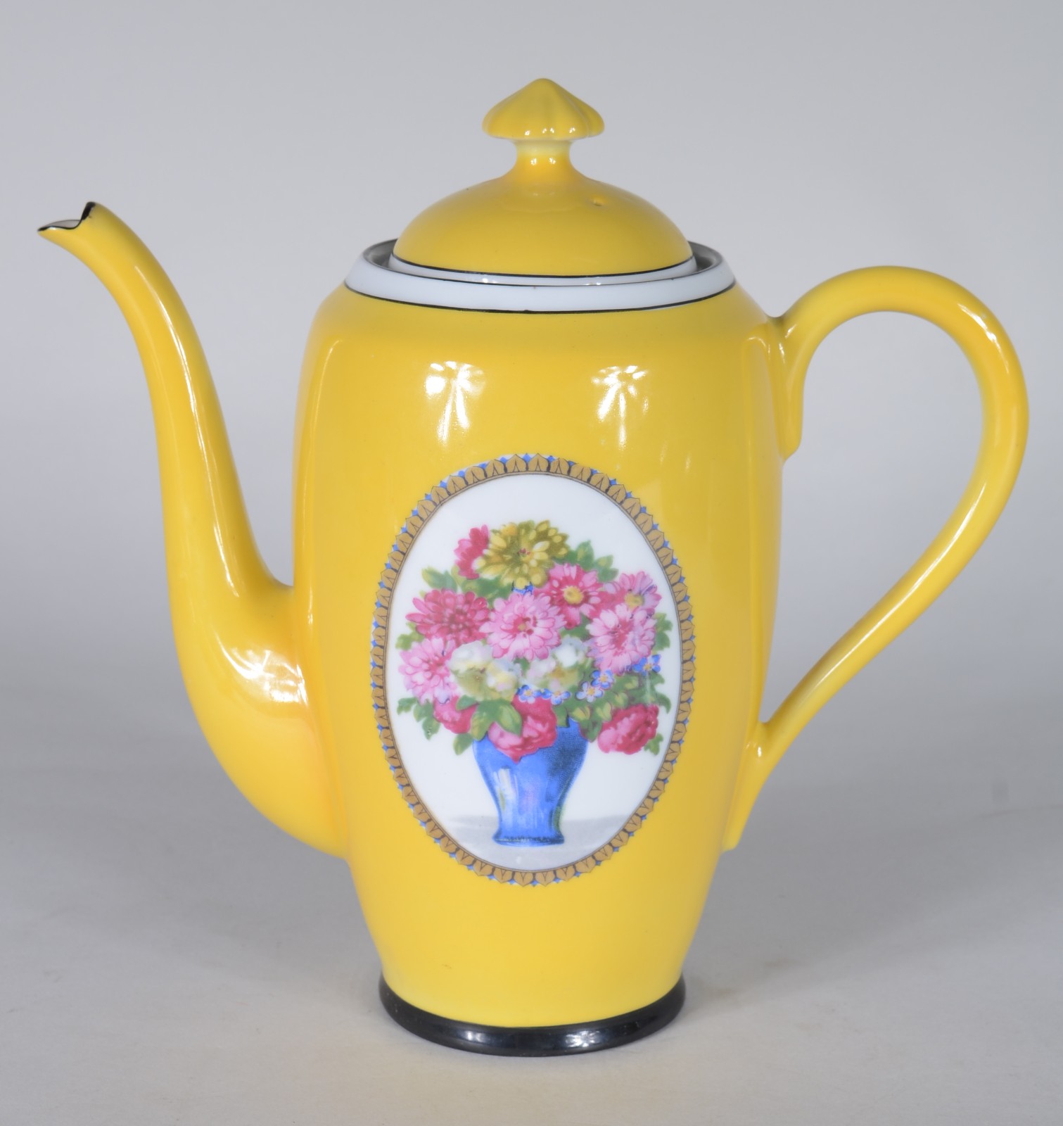 Aparelho de chá e café de porcelana tcheca "Victoria - China" na cor... - foto 5 de 11