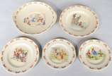 Royal Doulton (1815),  - Parte de serviço de faiança inglesa infantil - BunnyKin, composto de:  4 pratos rasos, 3 pratos fundos, bule, leiteira, xícara com pires e porta ovo. 