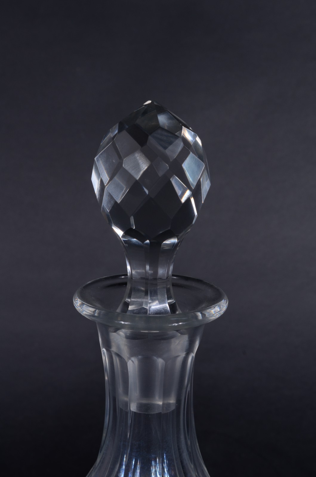 Duas garrafas de cristal. Com mofo. - foto 3 de 10