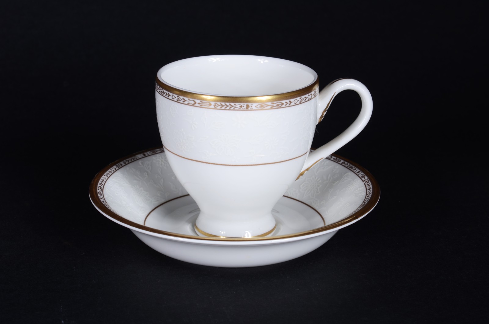 Parte de serviço de porcelana Tailandesa - Victorian Gold, fundo... - foto 2 de 6