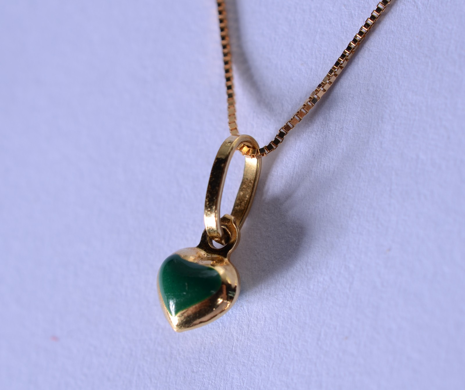 Colar com pendente de ouro 18 k., contraste 750 mls. (Por motivos de... - foto 2 de 7