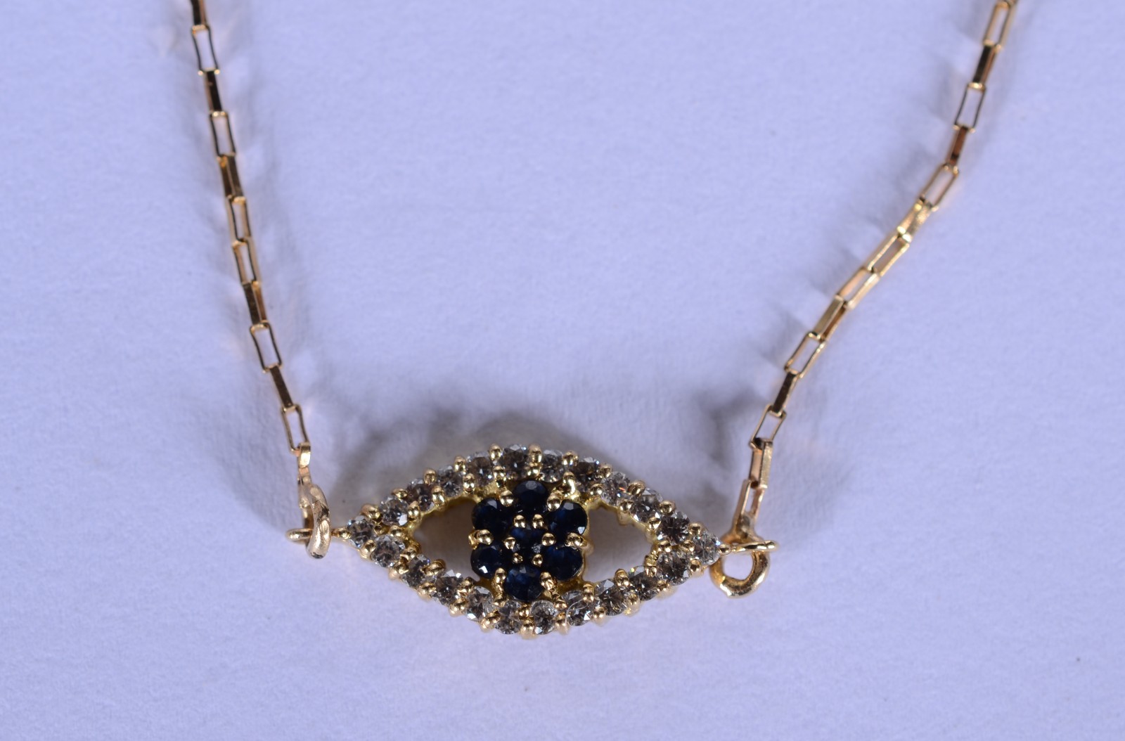 Colar com pendente Olho grego de ouro 18 k., contraste 750 mls. (Por... - foto 1 de 5