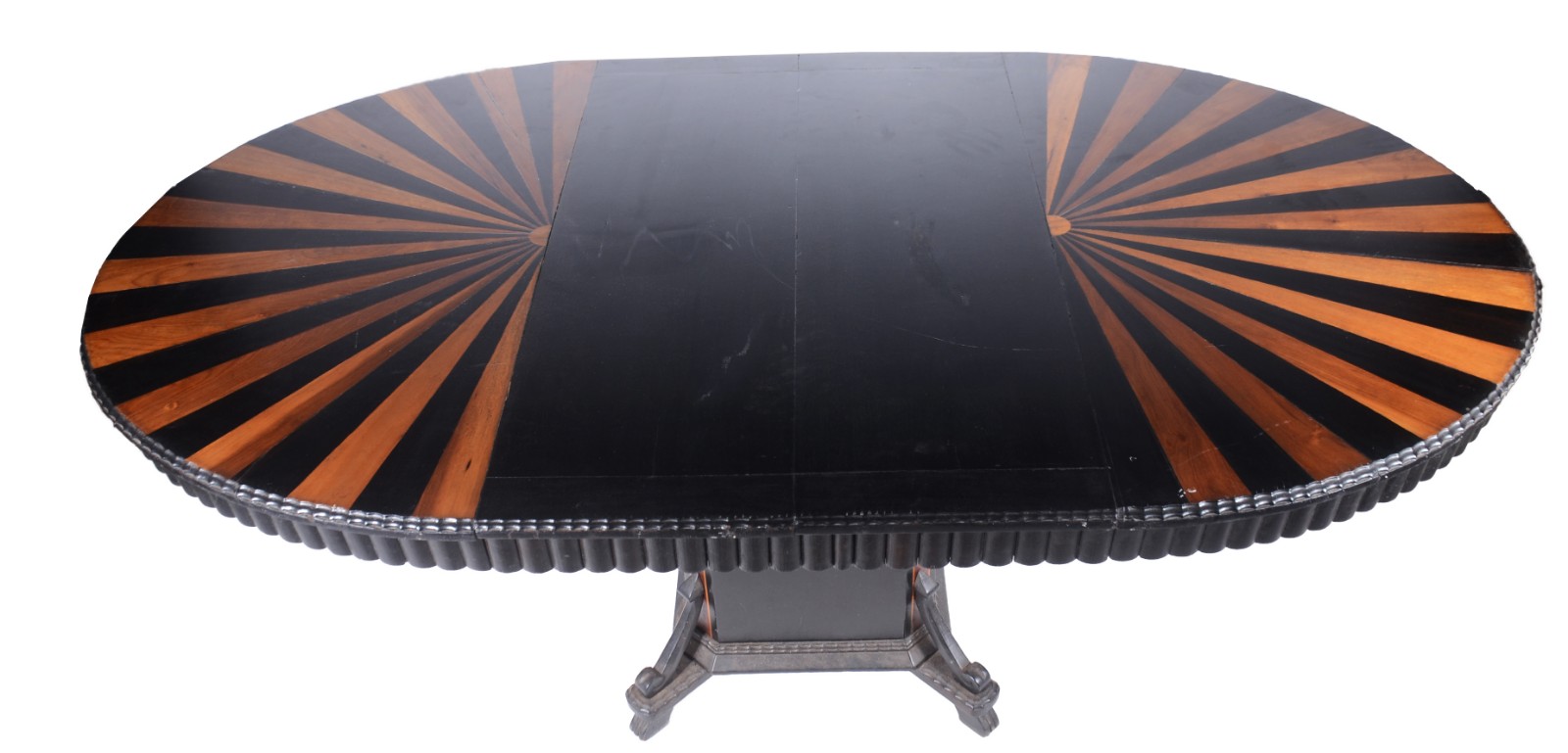 Mesa de jantar de madeira nobre, tampo oval com trabalho em... - foto 3 de 9