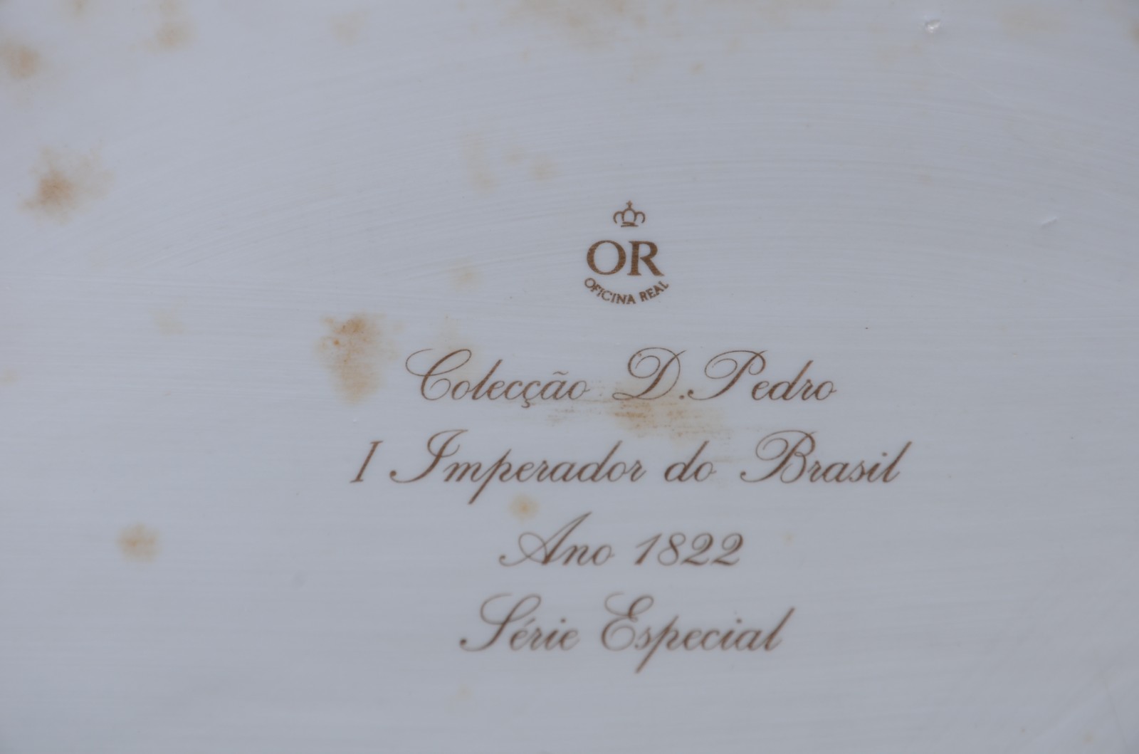 Três peças de porcelana portuguesa OR (Oficina Real) - "Coleção Dom... - foto 7 de 7