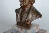 Hans Muller (Austria, 1873-1937),  - Busto de bronze representando Goethe, base de mármore, assinado H. Muller.