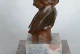 Hans Muller (Austria, 1873-1937),  - Busto de bronze representando Goethe, base de mármore, assinado H. Muller.