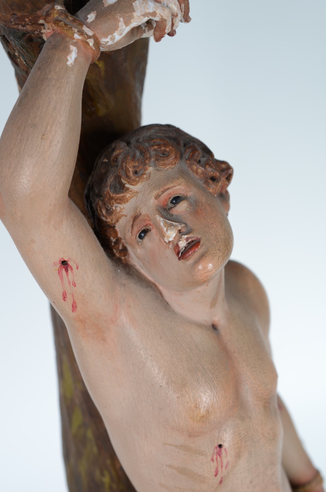 São Sebastião - Belíssima e antiga Imagem de madeira entalhada e... - foto 6 de 10