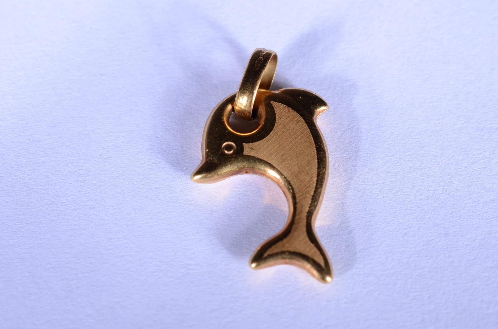 Duas peças de ouro 18 k., sendo um broche na forma de flor e um... - foto 3 de 5