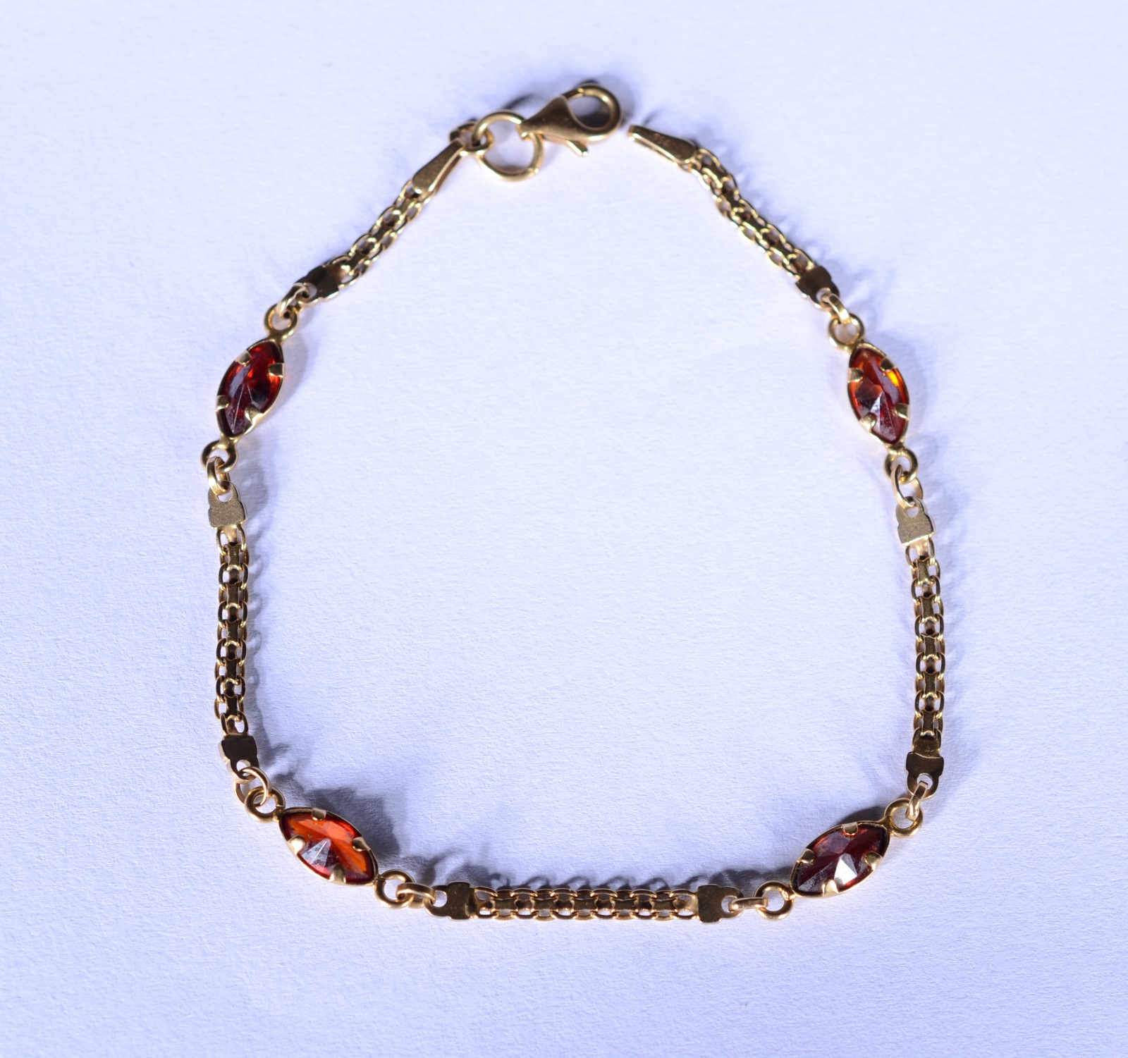 Pulseira de ouro 18 k., com pedra âmbar. (Por motivos de segurança a... - foto 1 de 6