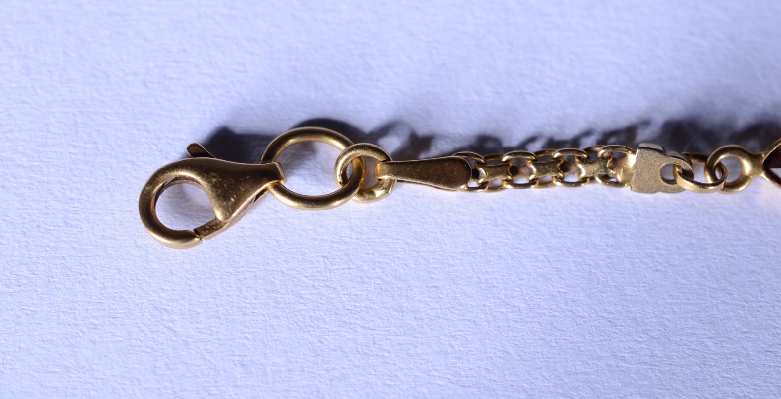 Pulseira de ouro 18 k., com pedra âmbar. (Por motivos de segurança a... - foto 4 de 6