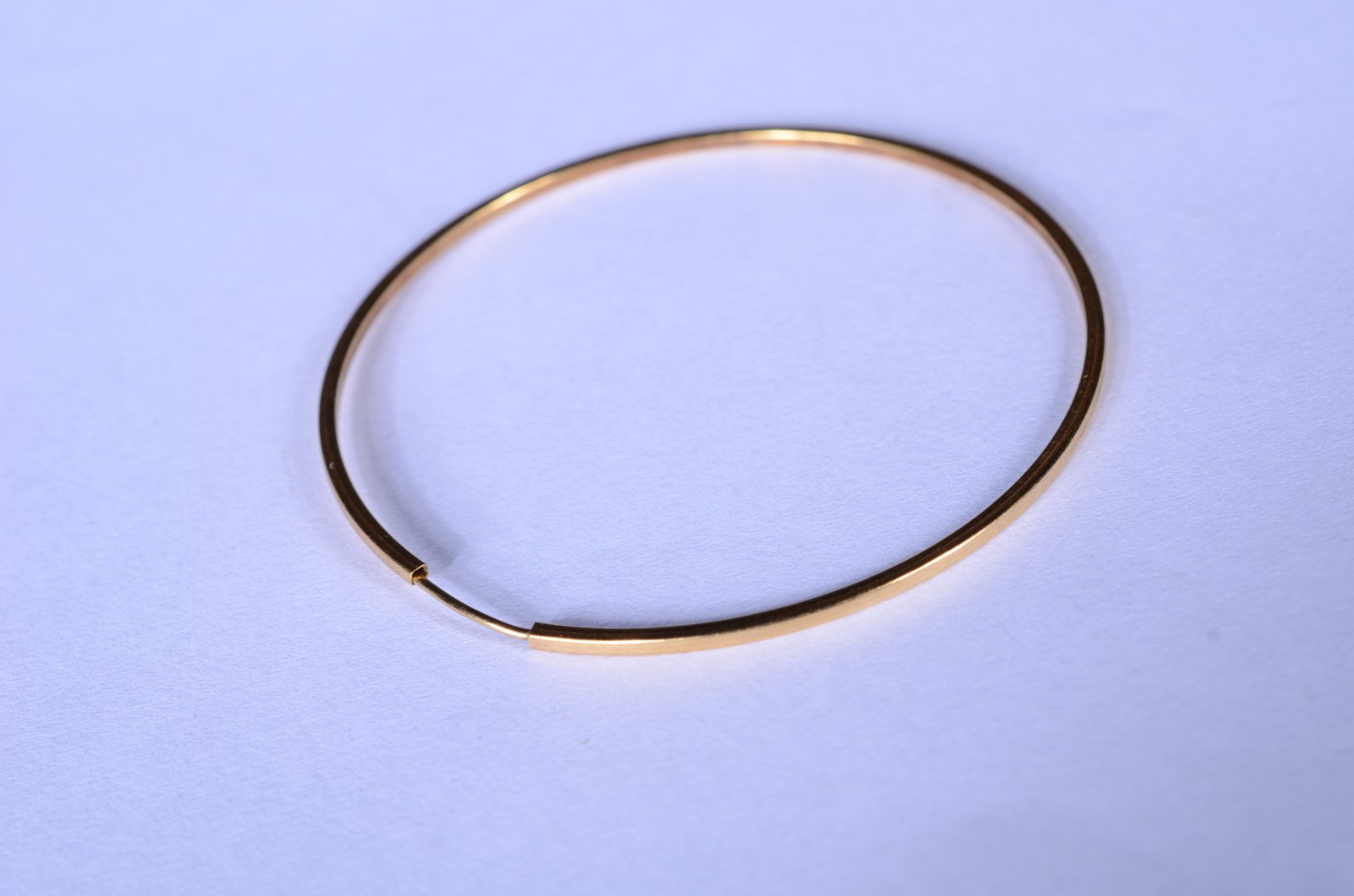 Três brincos diversas de ouro 18 k. (Por motivos de segurança a peça... - foto 7 de 7