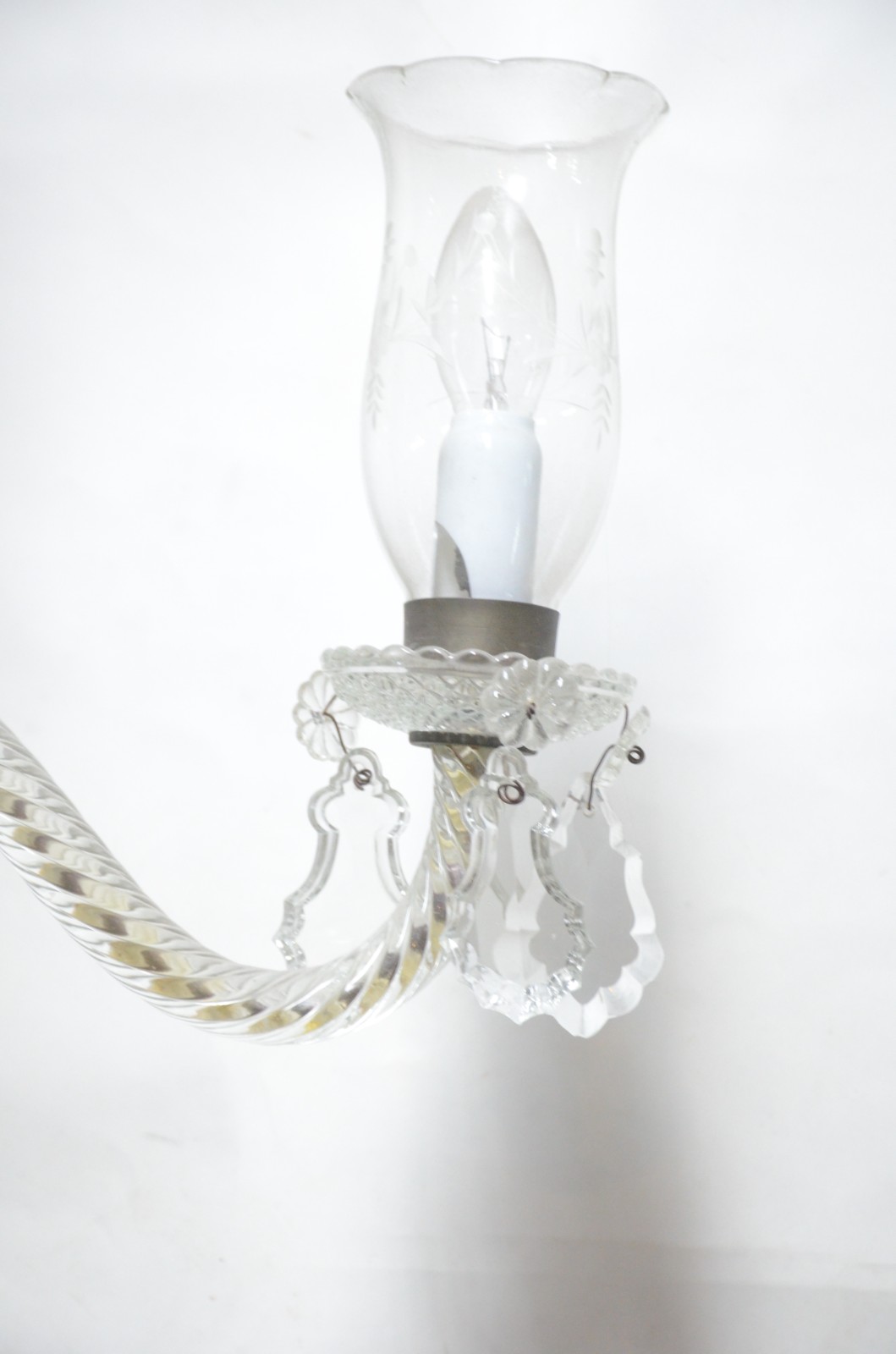 Lustre de cristal para 5 luzes, pingentes lapidados e mangas. - foto 7 de 8