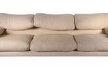 Cassina (1927), Maralunga - Sofá estofado para 3 lugares, design italiano. Tecido com desgastes.