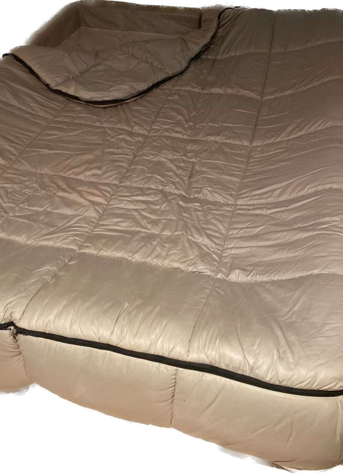 Cama "strip". Retirada em residência na Barra da Tijuca - RJ. - foto 1 de 2