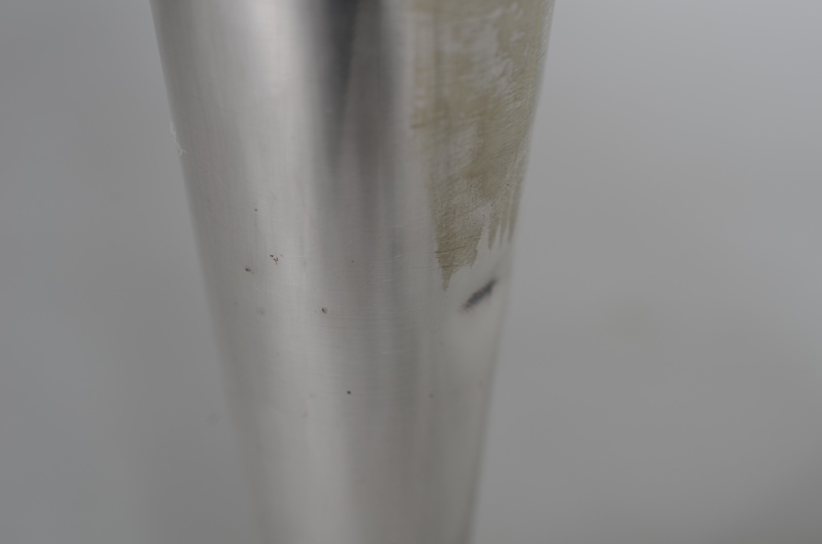 Diversas peças de metal, sendo: 3 bules, 2 açucareiros, 2... - foto 6 de 10