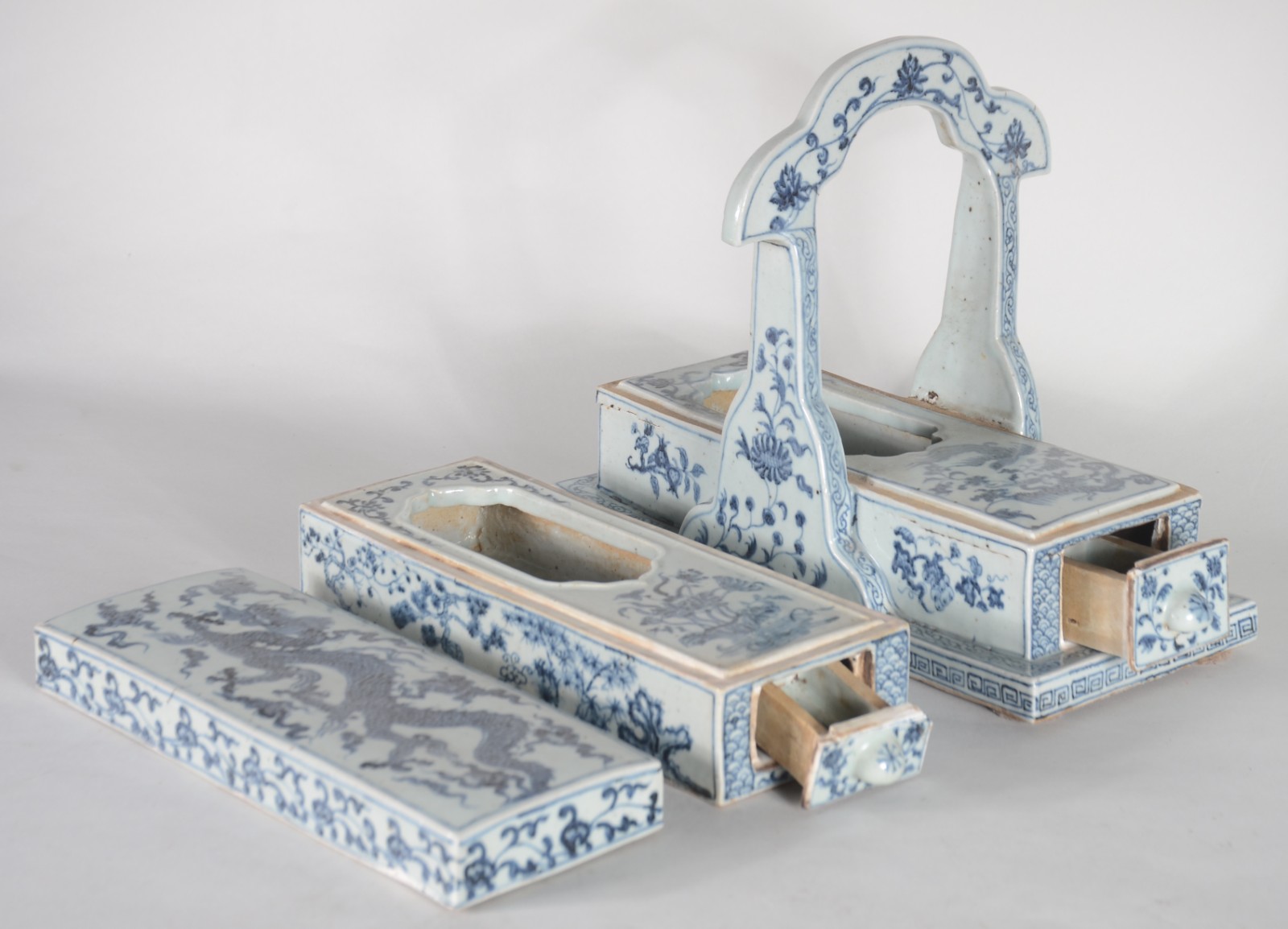 Original e raro conjunto em porcelana chinesa para incenso, decorado... - foto 5 de 11